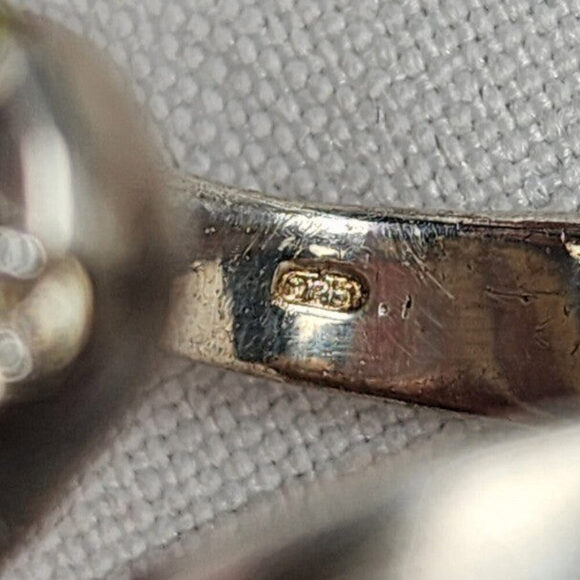 925 Sterling Silver Green Gemstone Wavy Ring Size 9 - Picture 6 of 7